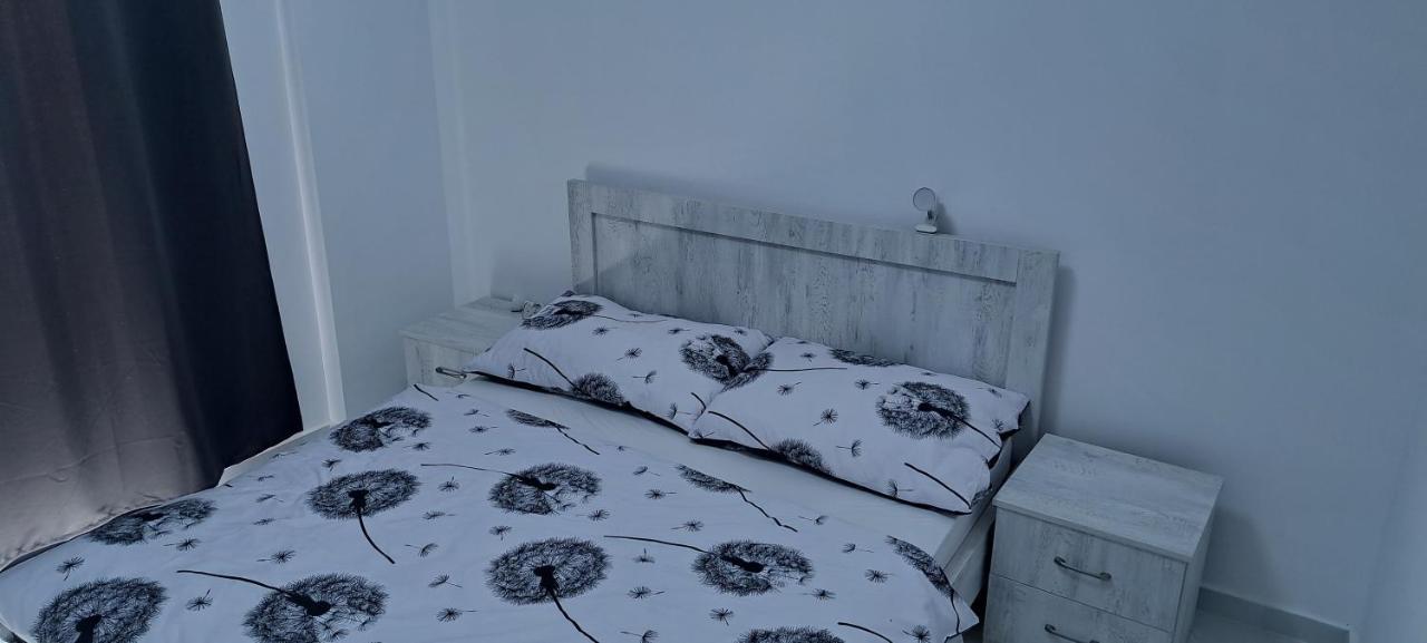 Apartment Alex Sarande Luaran gambar