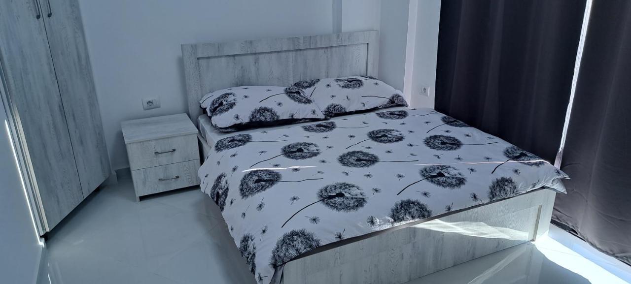 Apartment Alex Sarande Luaran gambar